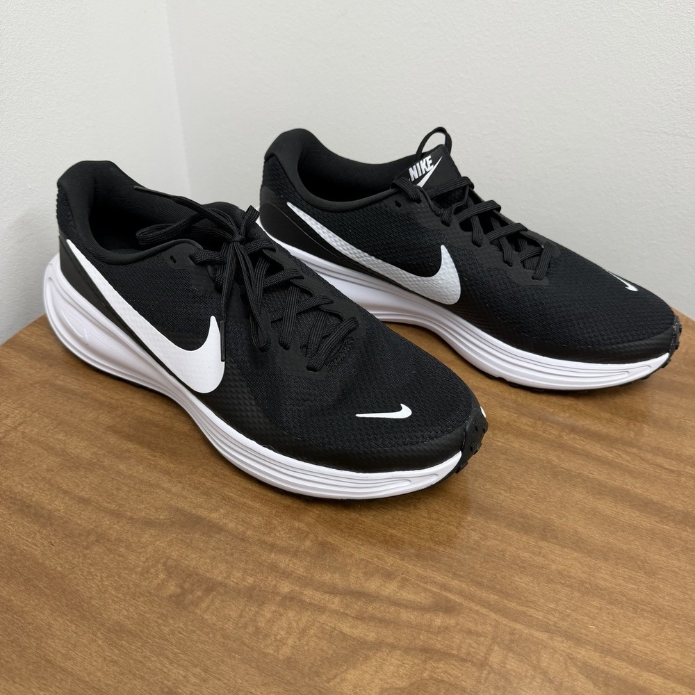 Nike Revolution 8 Men's Road‎ Running Shoes Black Size 11 Exercise run walk jog